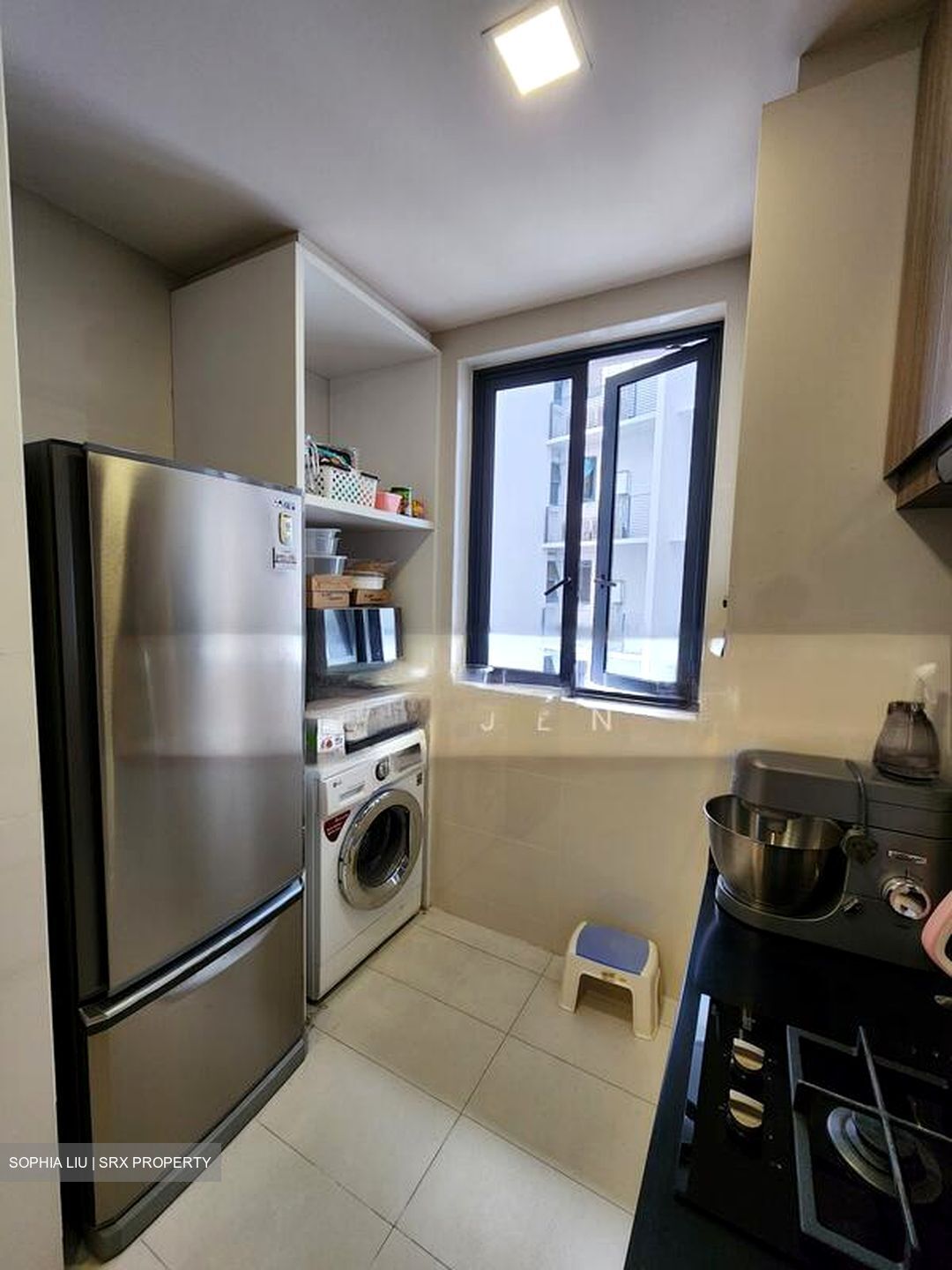 The Palette (D18), Condominium #504143241